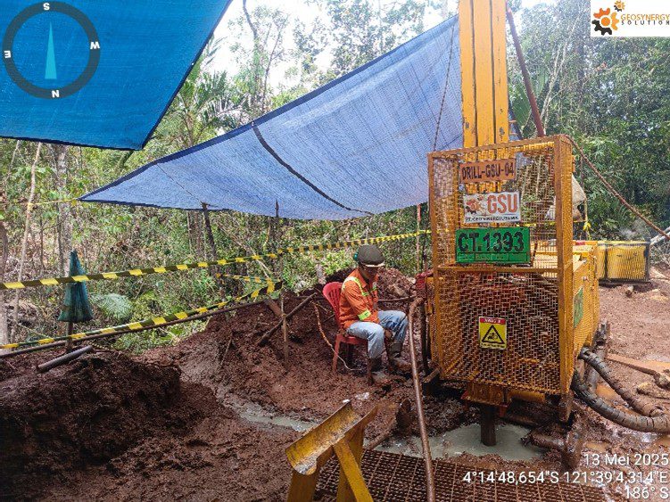 Drilling rig hidrolik untuk pengeboran geoteknik di Sulawesi dan Jakarta